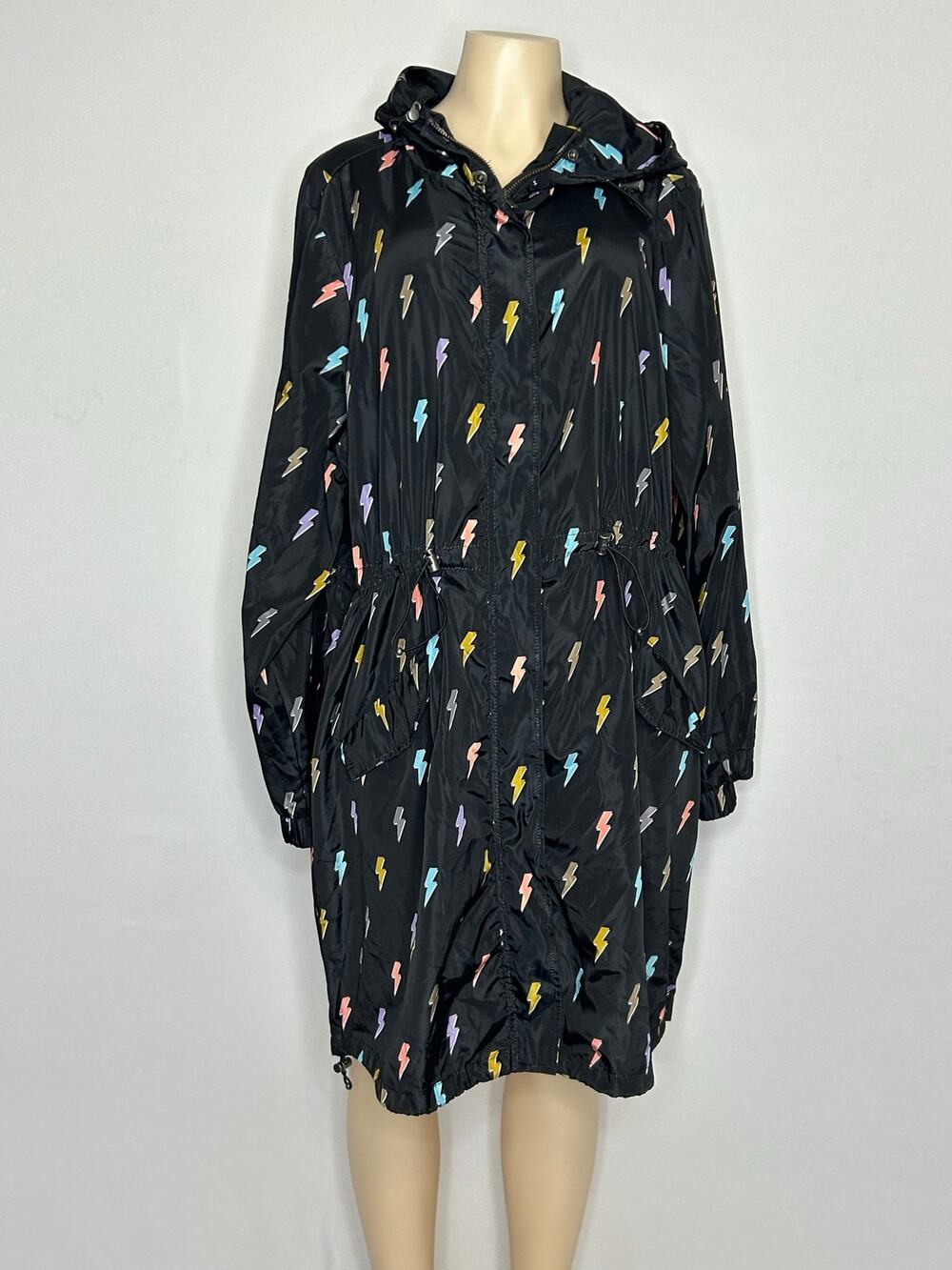 Torrid Size 2 Black Lightning Bolt Hooded Longline Rain Jacket Windbreaker